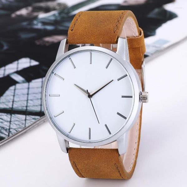 Relojes de pulsera Reloj de hombre de moda y casual de alta calidad Cinturón de cuero abrasivo de cuarzo de negocios de moda