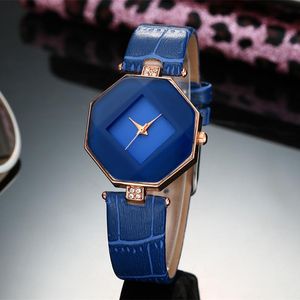 Polshorloges van hoge kwaliteit 2023 5 kleuren sieraden horloge mode vrouwelijke geschenken vrouwen horloges juweel juweel gesneden kwarts zegarek damski