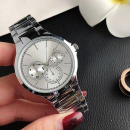 Horloges Hoge kwaliteit roestvrij staal dameshorloge Klassieke mode Luxe horloges Quartz Damescadeau Montres Pour Femmes