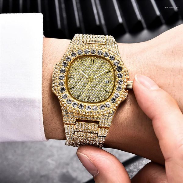 Montres-bracelets Hip Hop Diamond Watch Trendy Homme Mode Alliage Ceinture Calendrier Vente Quartz Hommes Montres Relogio Masculino Drop