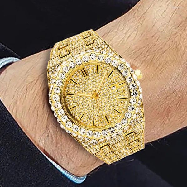 Montre-bracelets Iced Out Diamond Watch for Men Luxury Gold Mens Watchs Fashion Wristwatch Man Sploofroproping Male Horloge Drop Reloj
