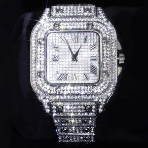 Relojes de pulsera Iced Out Watch Square Diamond Quartz Luxury Mens Relojes de pulsera Gold Roman Calendar Steel Clock Relogio Masculino para hombres