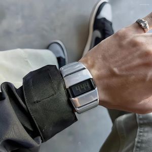 Montres-bracelets Kiosk Montre vintage haut de gamme Y2K D-Line avec une touche électronique tendance et conviviale