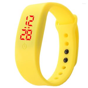 Montres-bracelets Klok Relogio Digitale Heren Horloge Vrouwen Horloges Montre Homme Sport Main Bague Brassard LED Mode D'affichage Électronique