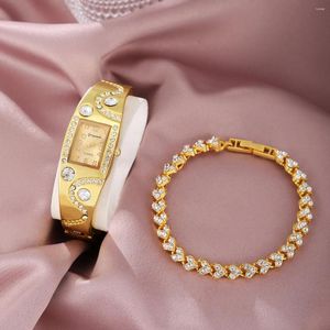 Polshorloges dames gouden vierkante wijzerplaat met diamanten strass buckle gratis lichtmetalen kwarts horloge 1 hartvormige armband