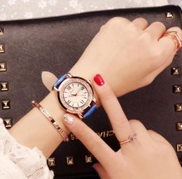 Horloges Dameshorloge Mobiele Inlaid Crystal Zirkoon Quartz Koreaanse Mode Student Riem Vrouwelijk Paar Gift