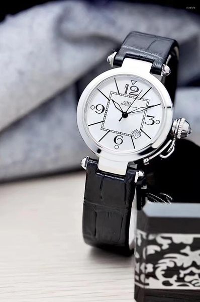 Relojes de pulsera Lady Women Reloj de cuarzo Diamante Rosa Cuero negro