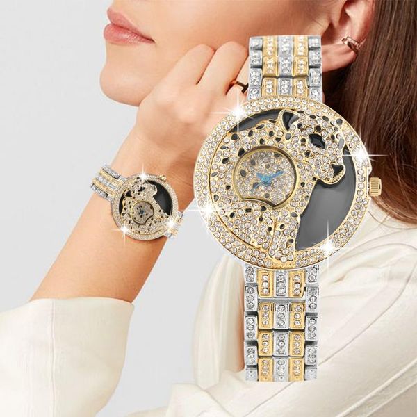 Relojes de pulsera Lujoso Patrón de leopardo único Reloj de cuarzo con incrustaciones de diamantes para mujer Relojes de pulsera con esqueleto de aleación de plata LadiesWristwatche