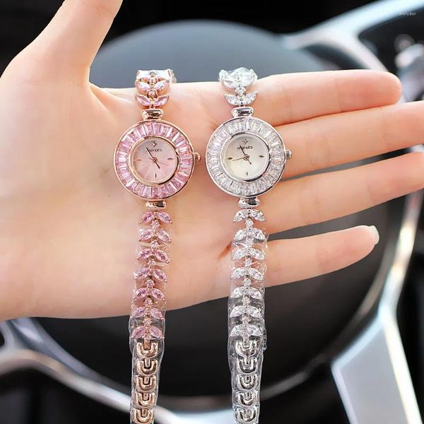 Montres-bracelets de luxe Beimu Noodle Fish Chaîne en argent avec bracelet en diamant Quartz Montre étanche pour dames Sweet Pink Clock Cadeau pour femme
