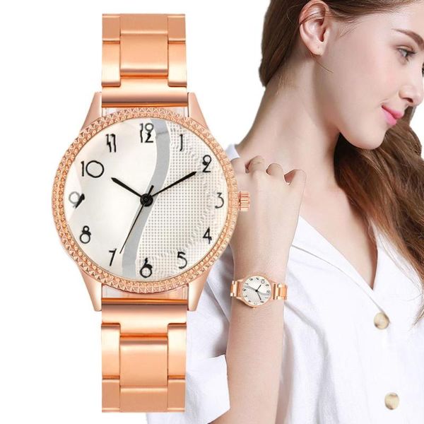 Montres-bracelets marques de luxe 2023 or Rose femmes montre à Quartz vague chiffres conception dame alliage bracelet cadeau horloge