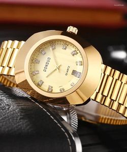 Montres-bracelets Couple de luxe hommes femmes montre à quartz or noir diamant Tonneau Reloj homme d'affaires montre-bracelet mâle dames horloge Hombre