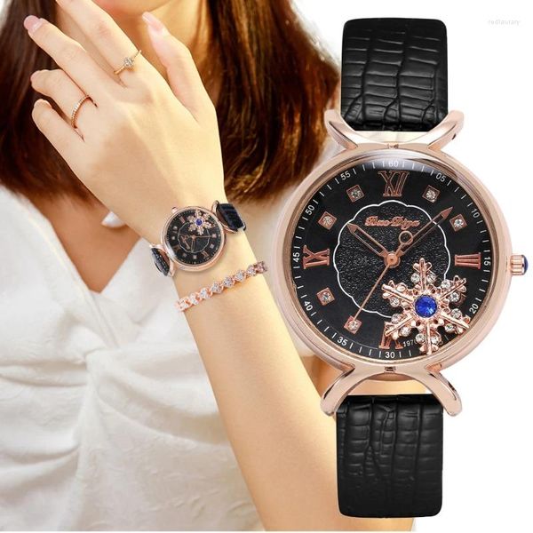 Relojes de pulsera Relojes de mujer de moda de lujo Cualidades Diamante Damas Cuero de cuarzo con Roma Móvil Copo de nieve Dial Reloj de mujer