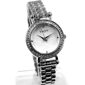 Montres-bracelets De Luxe Mode YAQIN Femmes Analogique Quartz Montre Ronde PC21S Mouvement Brillant Argent Or Rose Bande Mince Dames Bracelet MontresWri