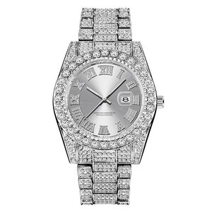 Montres-bracelets De luxe or romain Bling Hip Hop montre entièrement glacée Quartz bleu diamant montres hommes argent Diomand Reloj De Diamantes