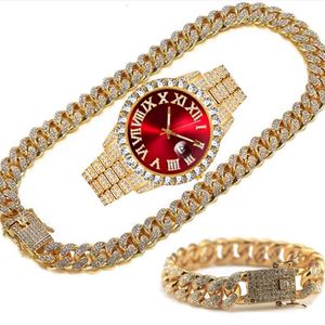 Polshorloges luxe gouden horloge voor mannen vol ijs uit Bling Miami Cubaanse klokketen Rhinestone Bracelet ketting sieraden set Relogio 233r