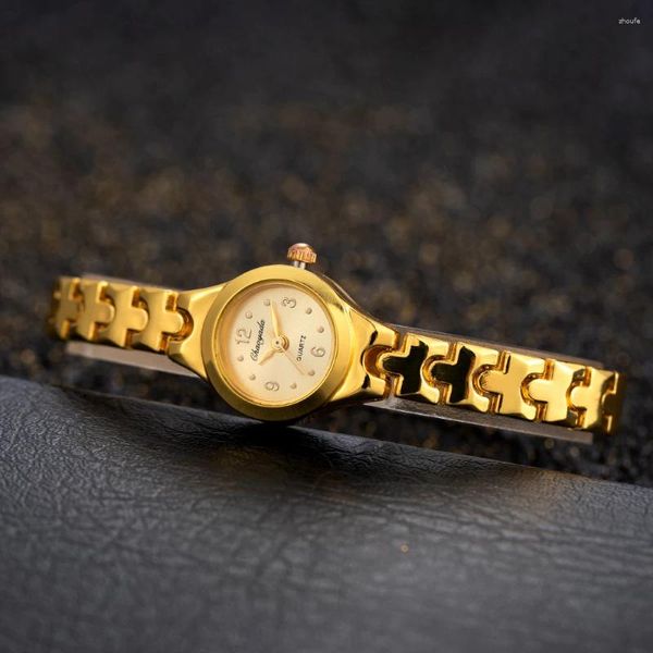 Montre-bracelets Bracelet de luxe Bracelet Femmes Top Brand Small Small Dial Quartz Wristwatch Fashion Elegant Dames Hand-Chain Clock Gift
