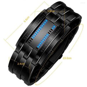 Relojes de pulsera Reloj de pulsera para amantes de lujo Hombres impermeables Mujeres Acero inoxidable Azul Binario Luminoso LED Pantalla electrónica Relojes deportivos