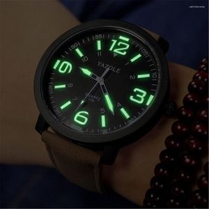 Relojes de pulsera Reloj de lujo para hombre YAZOLE Luminoso Dial grande Estudiante Moda coreana Tendencia Cool Star Recomendado