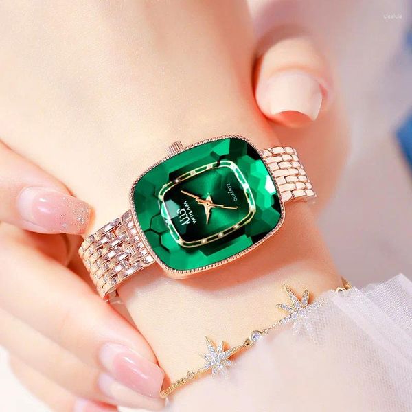 Montres-bracelets de luxe Quartz femmes montre vert diamant style créatif unique dames poignet pour femme horloge Relogio Feminino