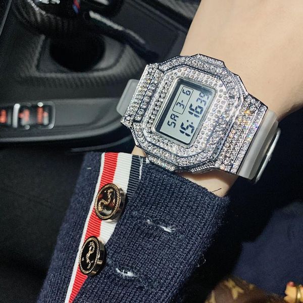 Relojes de pulsera de lujo con cristales brillantes para mujer, relojes de vestir de 43MM de gran tamaño para hombre, reloj de diamantes a la moda, reloj de pulsera LED Digital Unisex resistente al agua