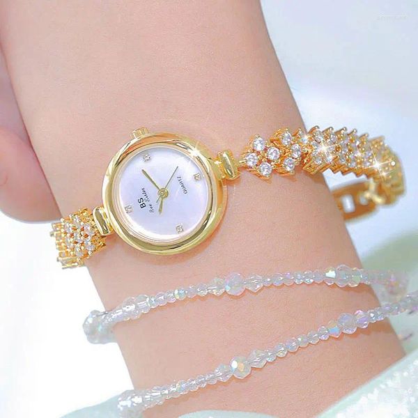 Montre-bracelets de luxe Bracelet de bijoux en pierre de luxe Small Dial Woard's Watch Style Korean Silver Gold Talproofing Gift