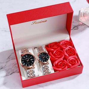 Montres-bracelets De Luxe Élégant Couple Montres Pour Femmes Hommes Mode Montre-Bracelet Rose Fleur Montre-Bracelet Ensemble Amant De Mariage Saint Valentin Cadeau