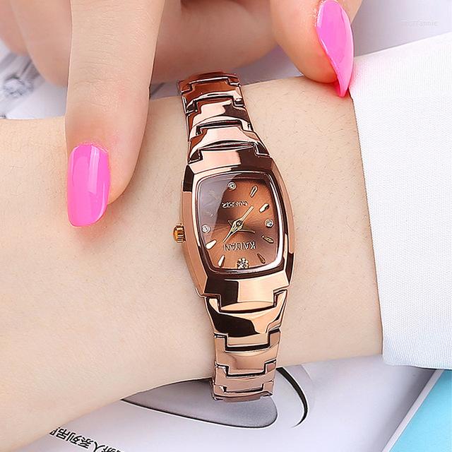 Relojes de pulsera de lujo para mujer, reloj de pulsera de oro resistente al agua a la moda, conjunto de regalo de pulsera para mujer, reloj de acero de tungsteno para niñas Jererly