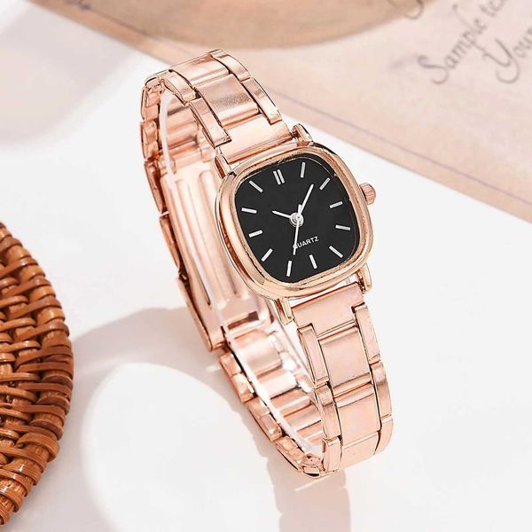 Montres-bracelets Homme Femmes Couple Montres-bracelets En Acier Inoxydable Bande Alliage Amoureux Affaires Quartz S Mouvement Montre-Bracelet Bracelet Élastique Bande Montre 240319