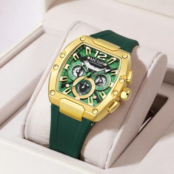 Montres-bracelets Megir Mode Multifonctionnel Trois Yeux Cadran Vert Bracelet En Silicone De Luxe Or Quartz Hommes Montre Étanche 2023 Reloj Hombre