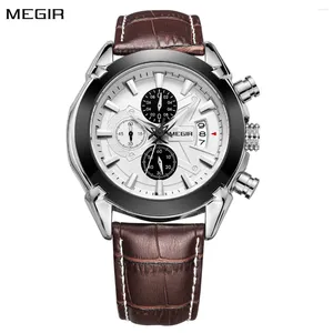 Montre-bracelets Megir Men Regches en cuir de mode original Quartz Top Top Brand Chronograph Military Chronograph Big Dial Sports Clock Reloj Hombre