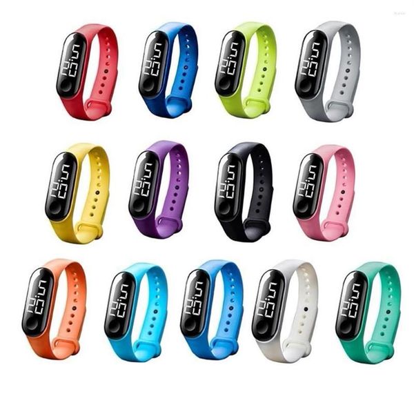 Relojes de pulsera Digital para hombres Reloj de moda para mujer a prueba de agua Hombres Kid Electrónica Pulsera Deportes Conteo de pasos Tracker236P