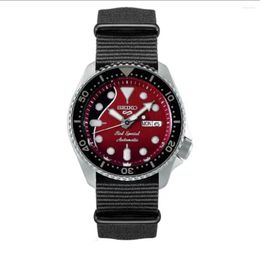 Horloges herenhorloge schild nr. 5 lichtgevend duiken watergeest automatisch mechanisch uurwerk en dames SRPE83K1
