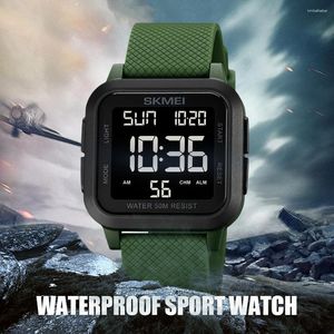 Horloges Heren Digitaal sporthorloge Countdown Timer 50M Waterdicht Stopwatch Alarm Elektronische Dual Time LED-achtergrondverlichting Horloges