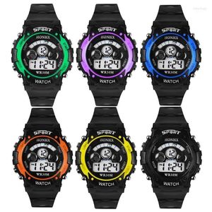 Montres-bracelets Hommes Montre Numérique Étudiant LED 2023 Aviation Sports Enfants Relogio Montre Enfant Dijital Saat