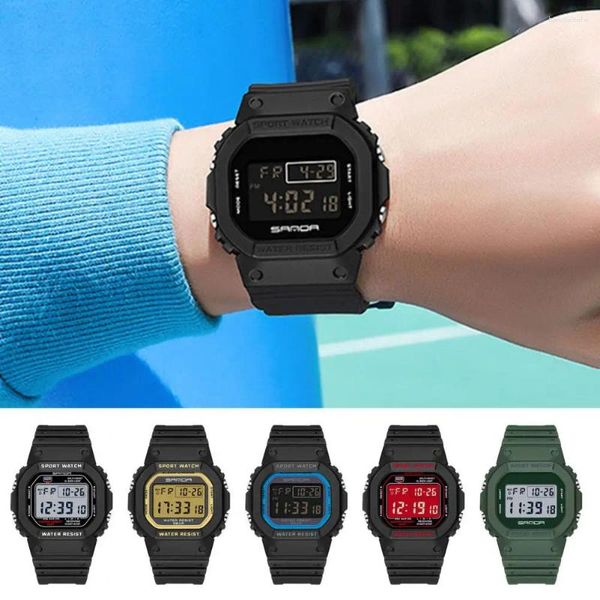 Relojes de pulsera Reloj electrónico para hombres Impermeable Multifuncional Deporte Montañismo con luz nocturna Tiempo preciso para correa de TPU