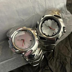 Relojes de pulsera Alien Watch Blade Judge Diseño de nicho de moda mecánico El está disponible en varios colores