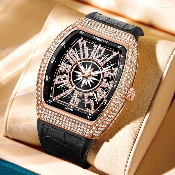 Montres-bracelets Montre de luxe pour hommes Iced Out Diamond Bezel Montres de mode Brillant Quartz Montre-bracelet Bleu Bracelet en cuir Horloge