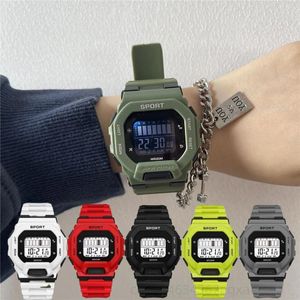 Montre-bracelets Menc de sport masculin Watch Digital Watchs Digital Watchs Student Outdoor Adventure Trend Multifinectional Electronic Gift