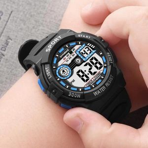 Wallwatches Men Sport Watch Digital Military Sports Watches for Mens Fashion 50m impermeable LED RELOJ