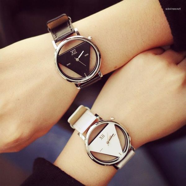 Relojes de pulsera Hombres Mujeres Reloj de diseño único Unisex Cuarzo Ahuecado Esfera triangular Negro Moda Relojes de pulsera geniales