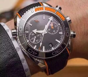 Montres-bracelets Montre chronographe à quartz pour homme Noir Céramique Orange Toile CaoutchoucMontres-bracelets