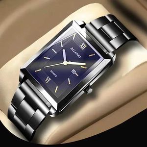 Montreuses-bracelets pour hommes Top Luxury Watch Fashion Quartz Watch Square Gold en acier inoxydable Reno Masculinol2304