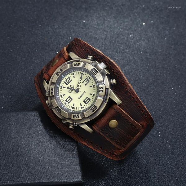 Relojes de pulsera Reloj para hombre Punk Retro Moda simple Pin Hebilla Correa Cuero Lujo Reloj de alta calidad Diseño Reloj de pulsera # 10 Relojes de pulsera Thun2