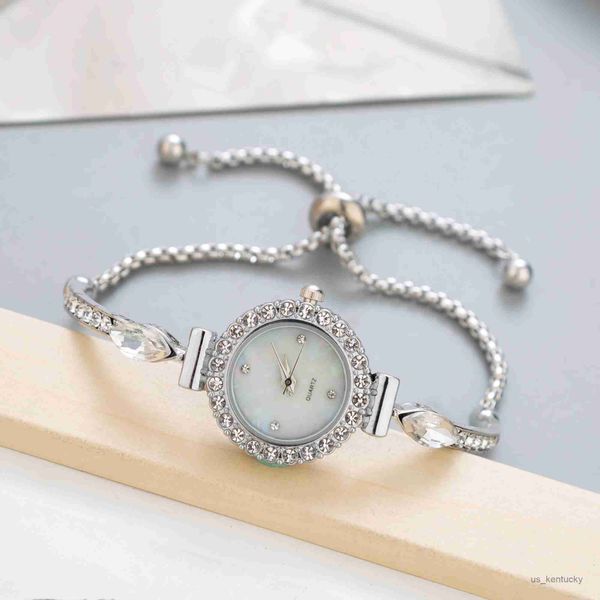 Muñecas de pulsera Pulsera pequeña minimalista Circular retro Diamante Diamante Cristal ultra delgado Pequeño