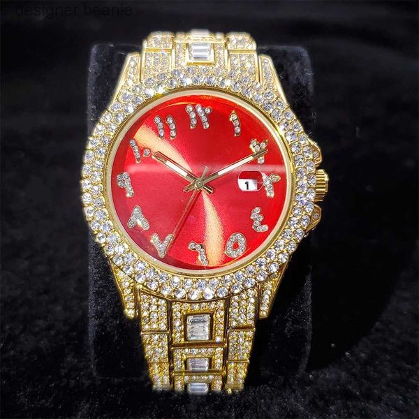 Montre-bracelets Missfox Arabe Numeral Red Cadran pour hommes All Diamond Luxury Gold Mens Hip-Hop Calendar en acier inoxydable pour hommes Partyc24410