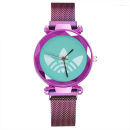 Polshorloges modus Glas Quartz Mesh Met Magnetische Gesp Dames Horloge Vrouwen Jurk Party Decoratie Geschenken Voor
