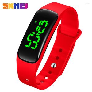 Montres-bracelets Montre Femme SKMEI Led Sport Montres Électroniques Simple Femmes Montre Étanche PU Bracelet Filles Numérique