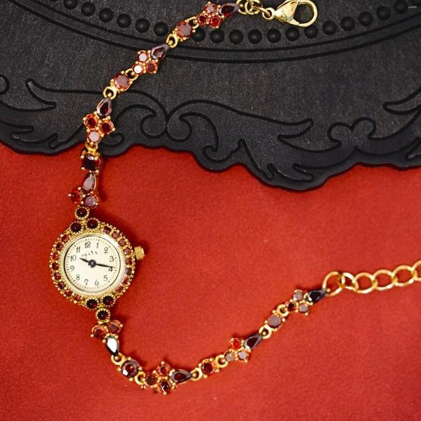 Relojes de pulsera Pulsera de granate natural Mini Dial pequeño Reloj de cadena Retro Japonés Reloj de cuarzo para mujer Lady Jewerly