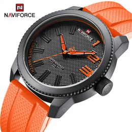 Montre-bracelets Naviforce Top Luxury Brand Quartz Watch Men Slicone Strap Military Watches 30ATM THAPHOPHOP WRISTWATCH Relogo Masculino 231219