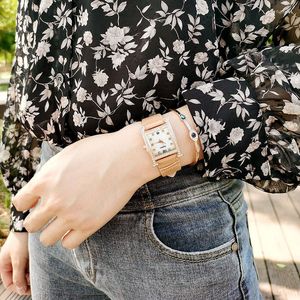 Montres-bracelets Net Red H Diamond Fashion Montre pour femme en gros et au détail Strass All-match Sun Ray Belt Women